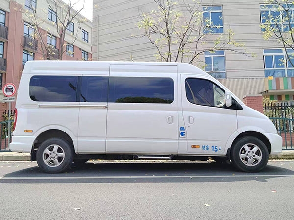 1763021419830862.jpg 上汽大通 15_3-600-450.jpg